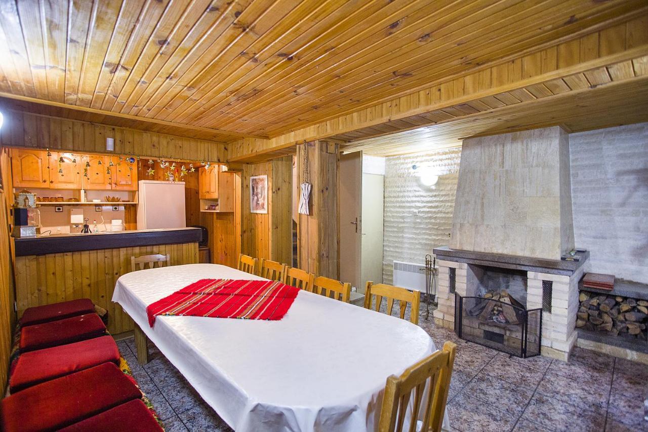 Хаджикольовата Къща Villa Medven Dış mekan fotoğraf